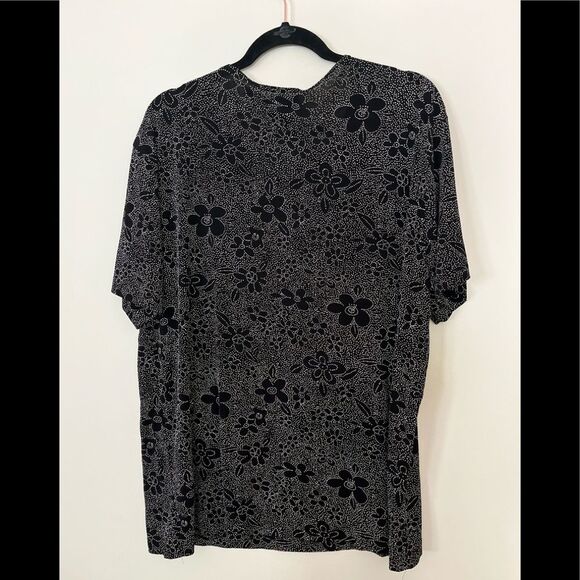Frazier Lawrence black/white textured dots short sleeved beautiful blouse, XL - Picture 5 of 6